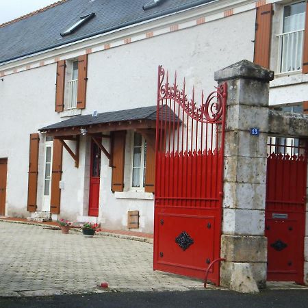 Hotel Les 4 Vents Vineuil  Esterno foto
