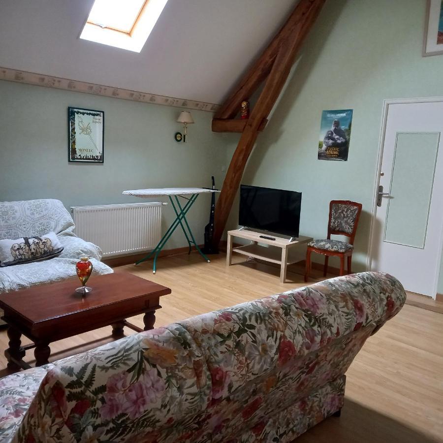 Hotel Les 4 Vents Vineuil  Esterno foto