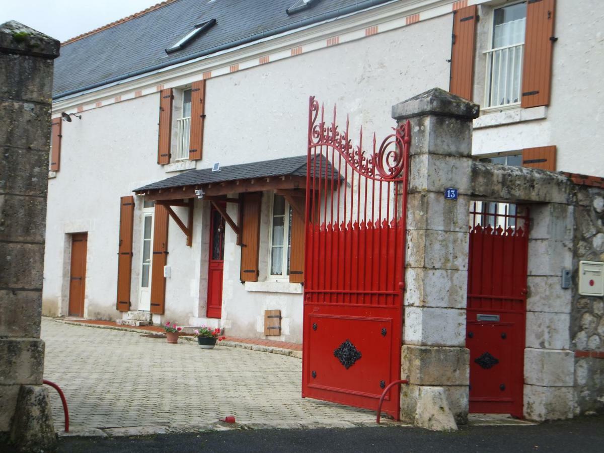 Hotel Les 4 Vents Vineuil  Esterno foto