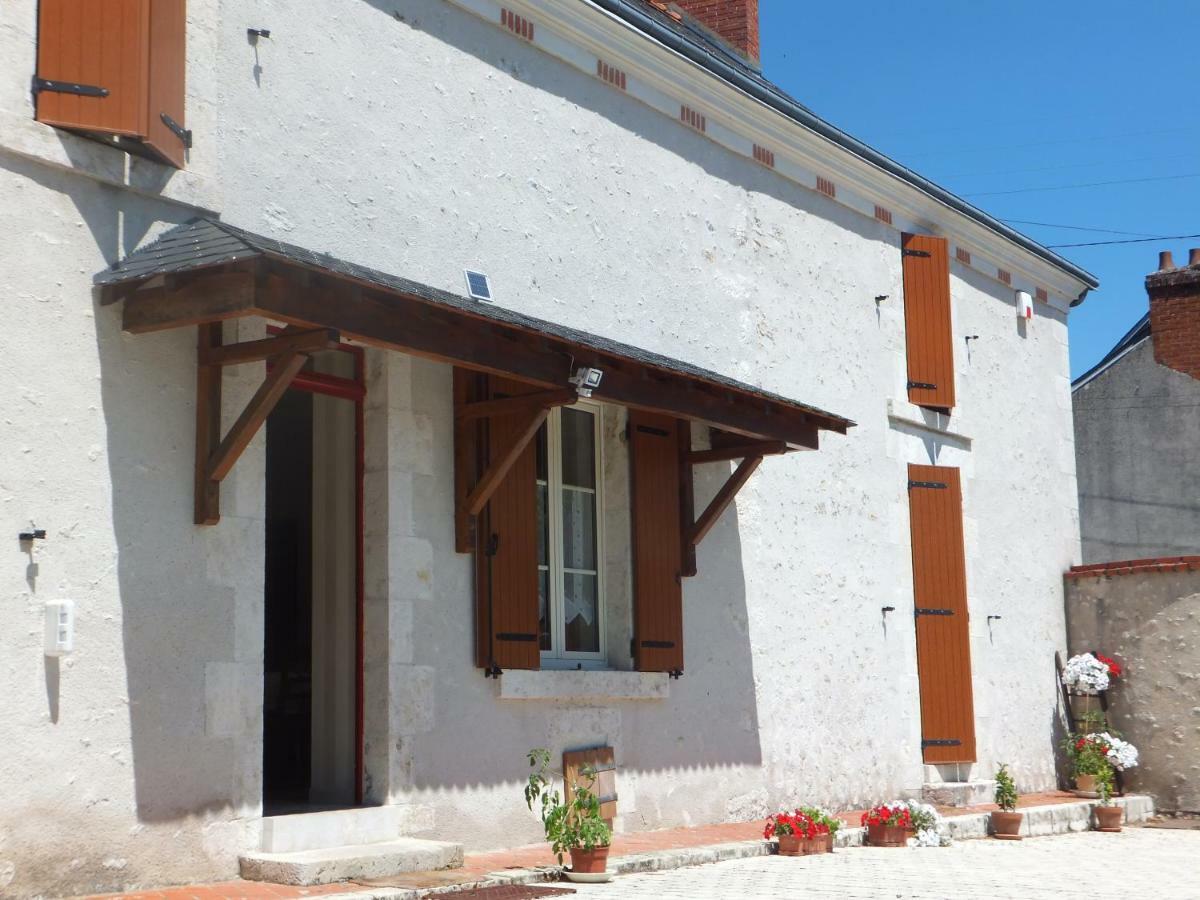 Hotel Les 4 Vents Vineuil  Esterno foto